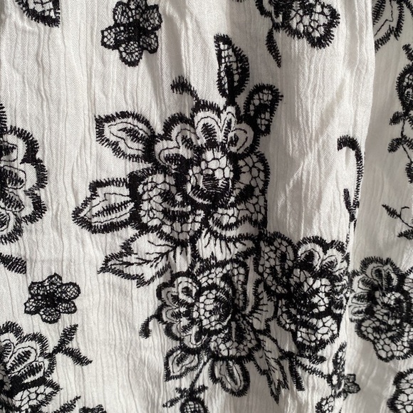 Floral dress - Picture 2 of 6